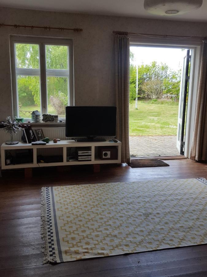 Cosy Farmhouse Dobbelt Bedroom Stege Eksteriør bilde